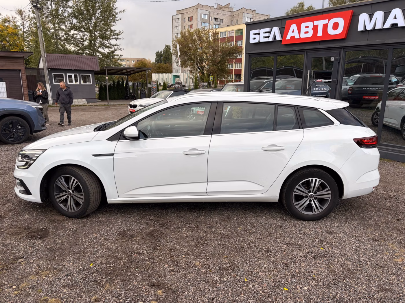 Renault Megane фото 8