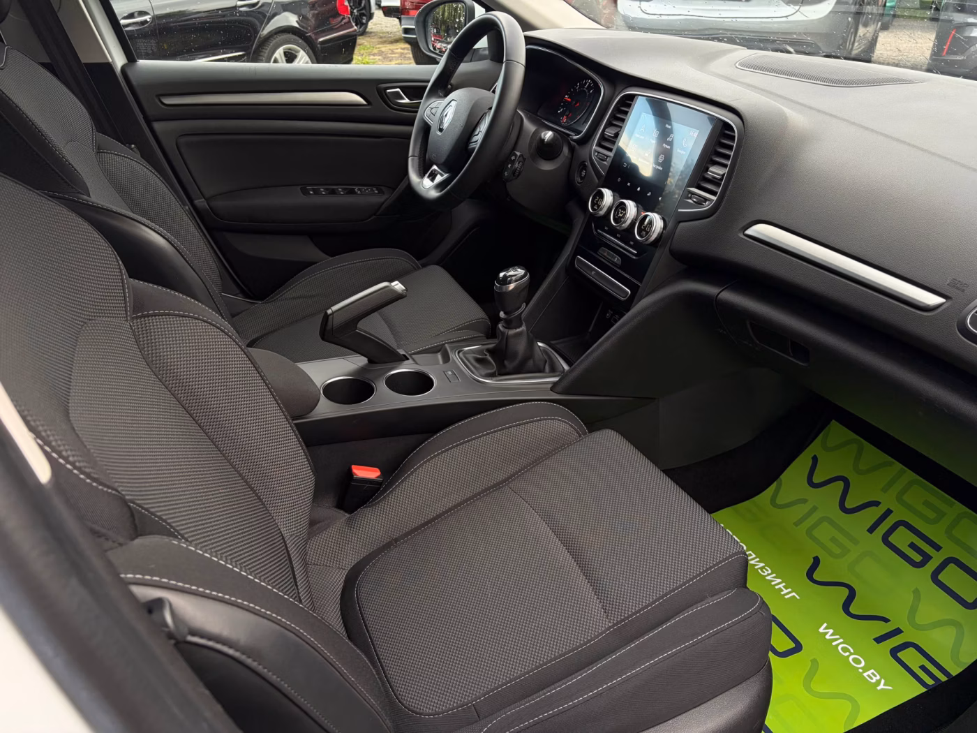Renault Megane фото 19