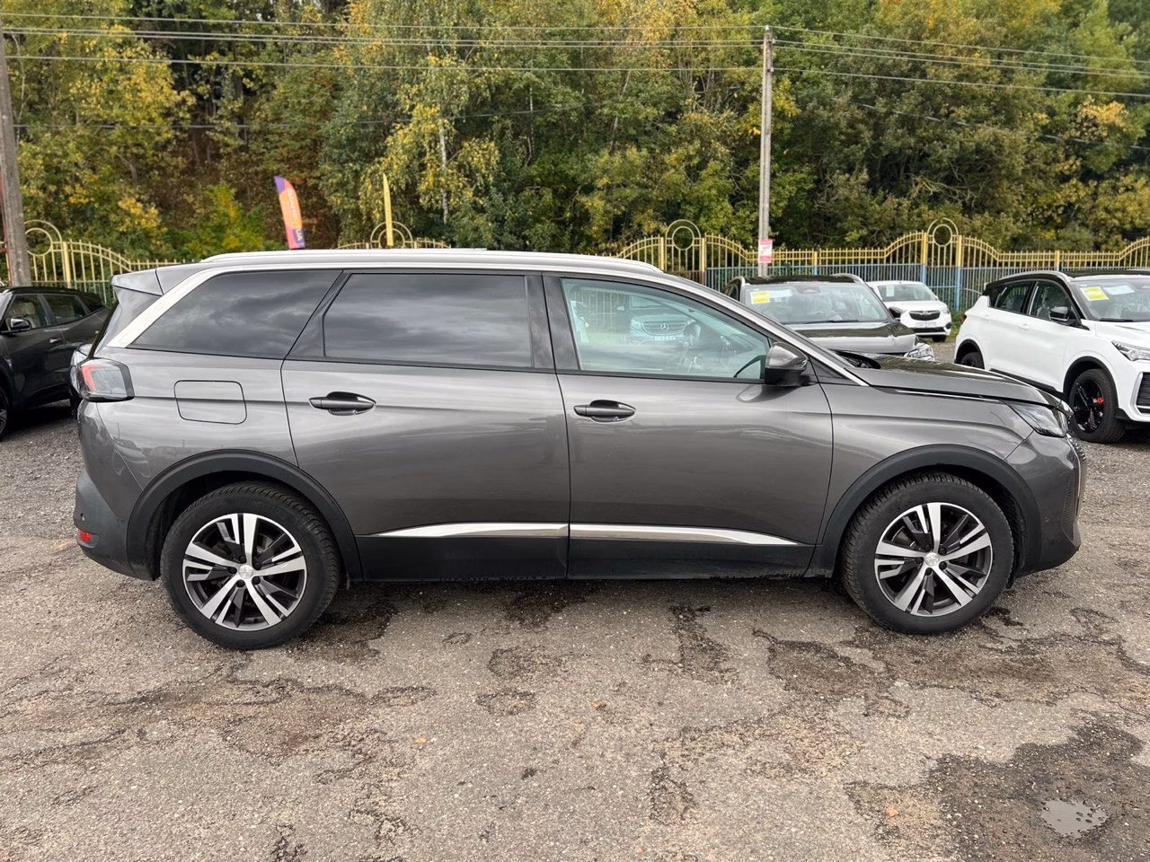 Peugeot 5008 фото 7