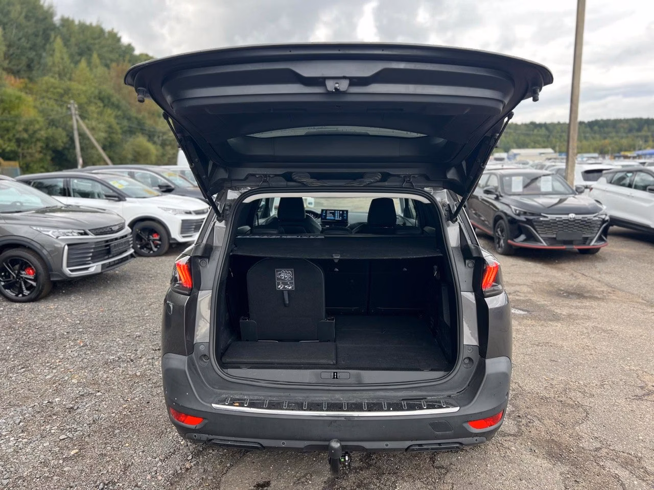 Peugeot 5008 фото 9