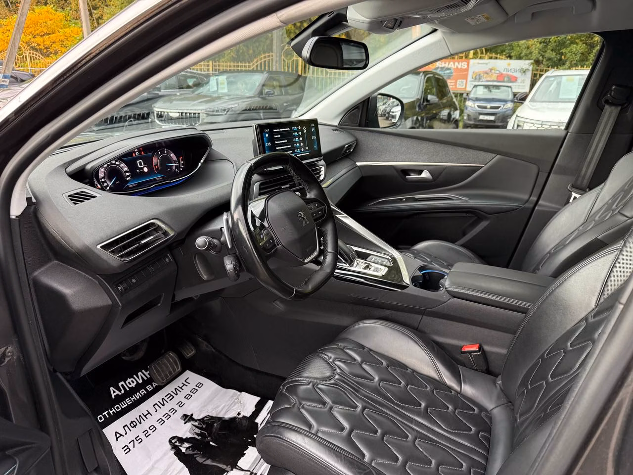 Peugeot 5008 фото 12