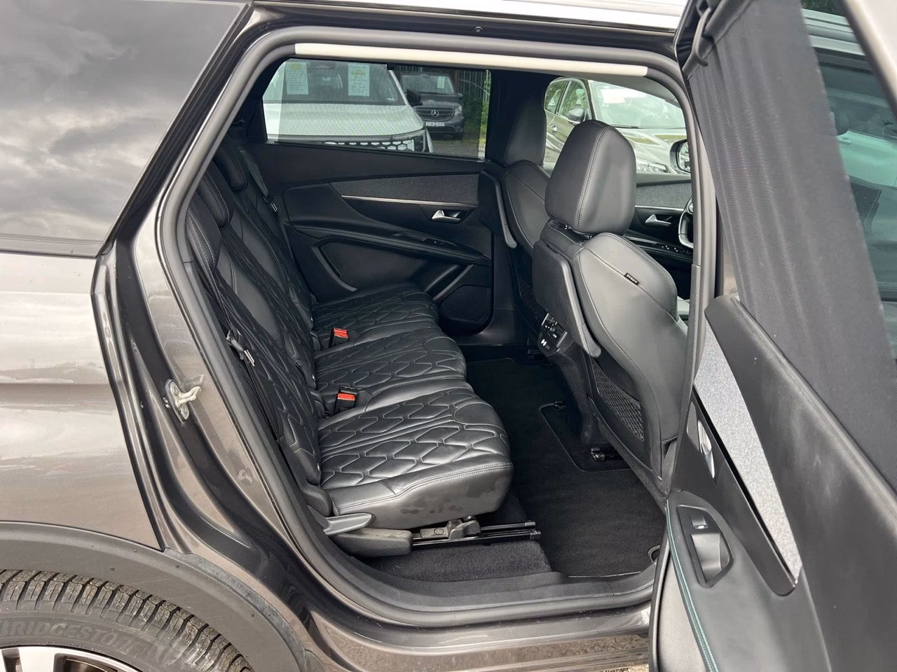 Peugeot 5008 фото 17