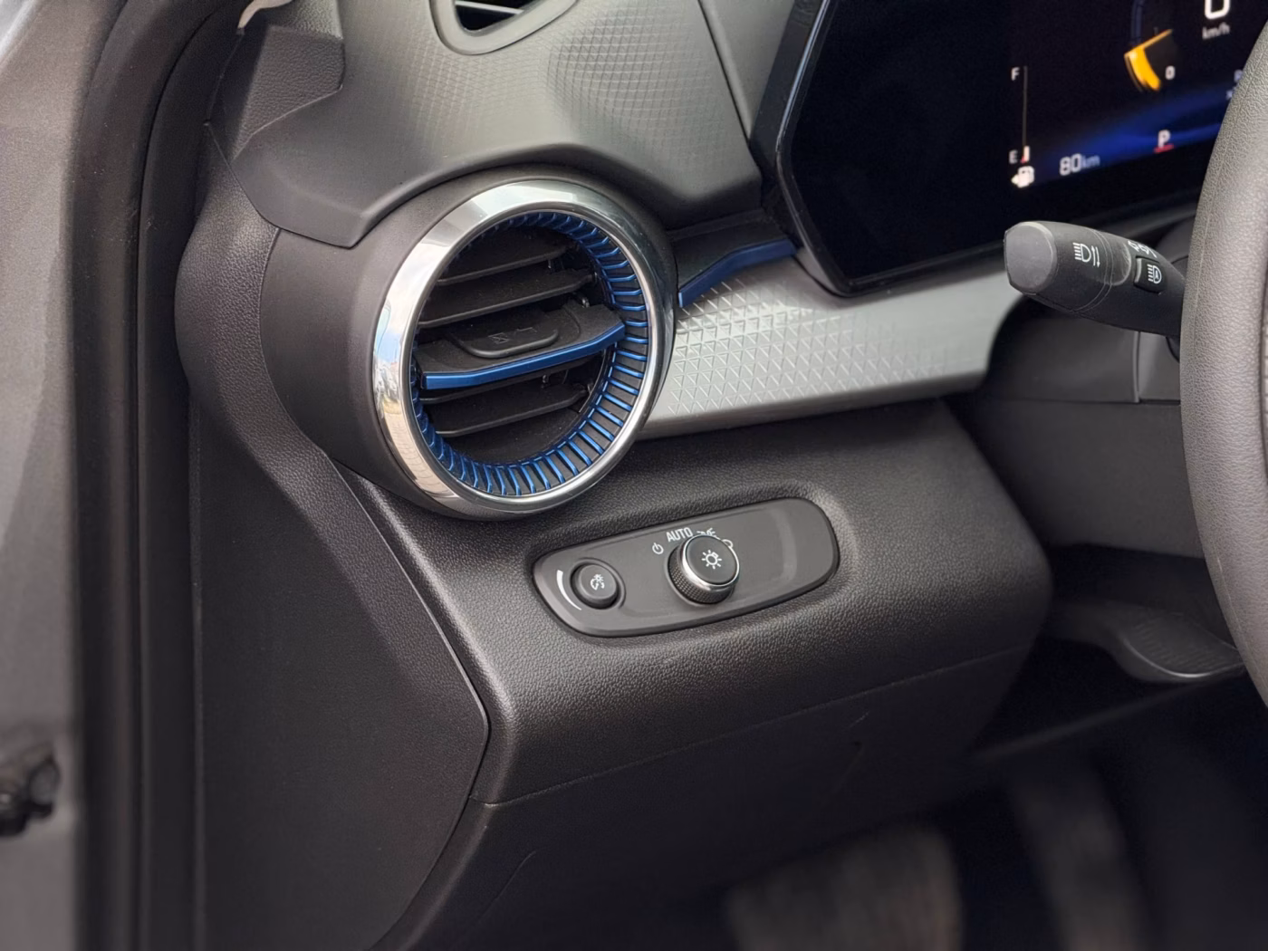 Chevrolet Trax фото 16