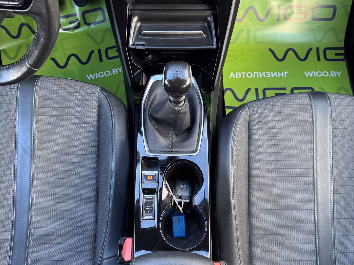 Peugeot 2008 фото 13