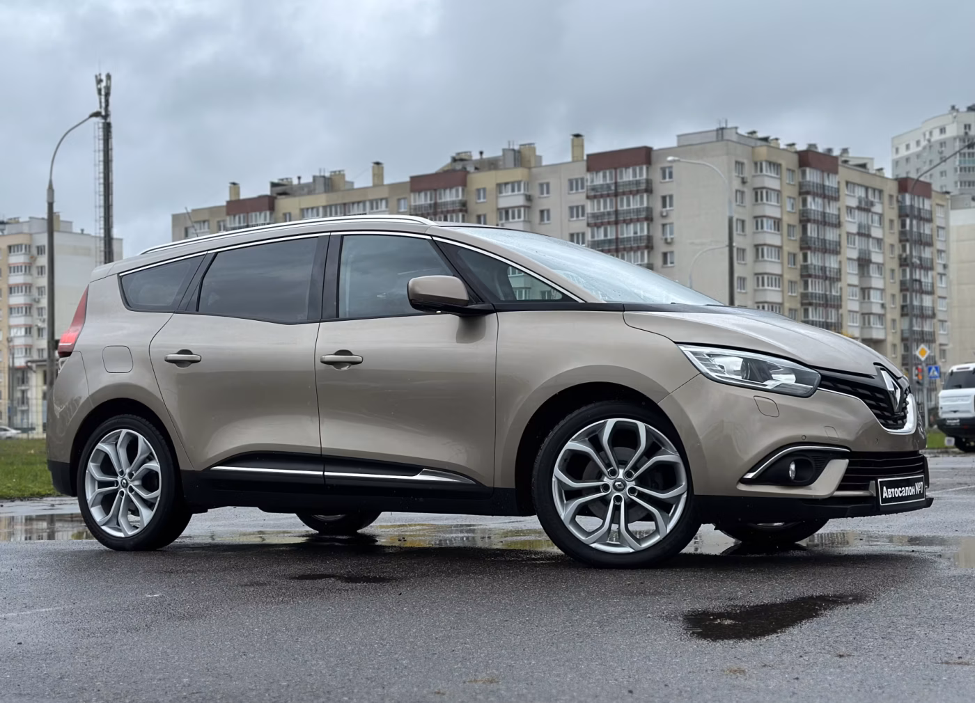 Renault Grand Scenic фото 4