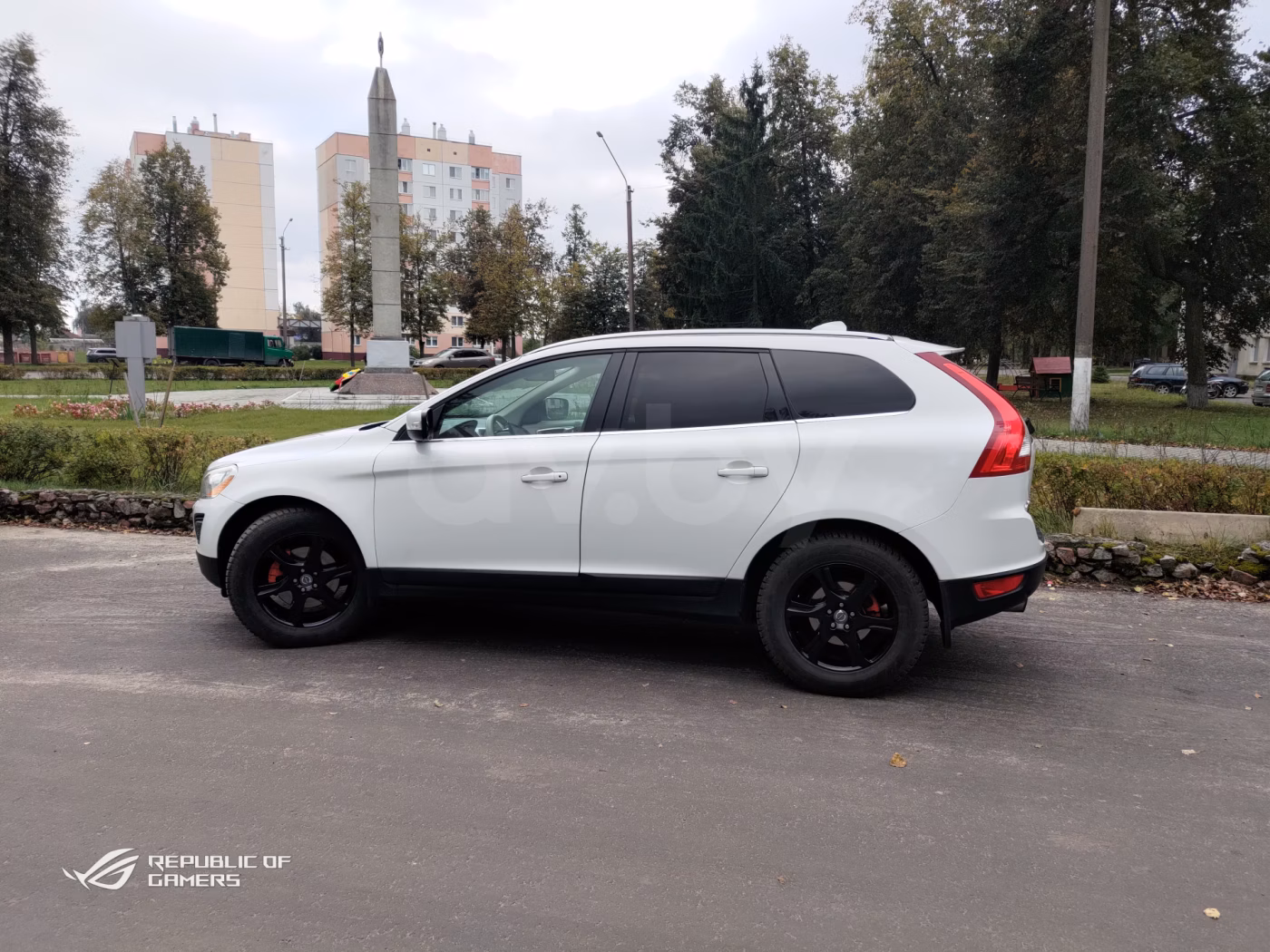 Volvo XC60 фото 2