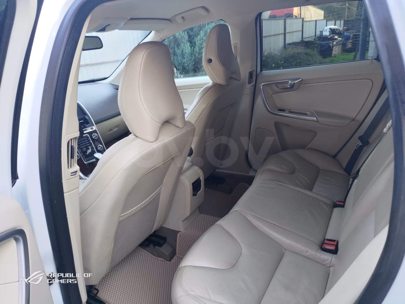 Volvo XC60 фото 7