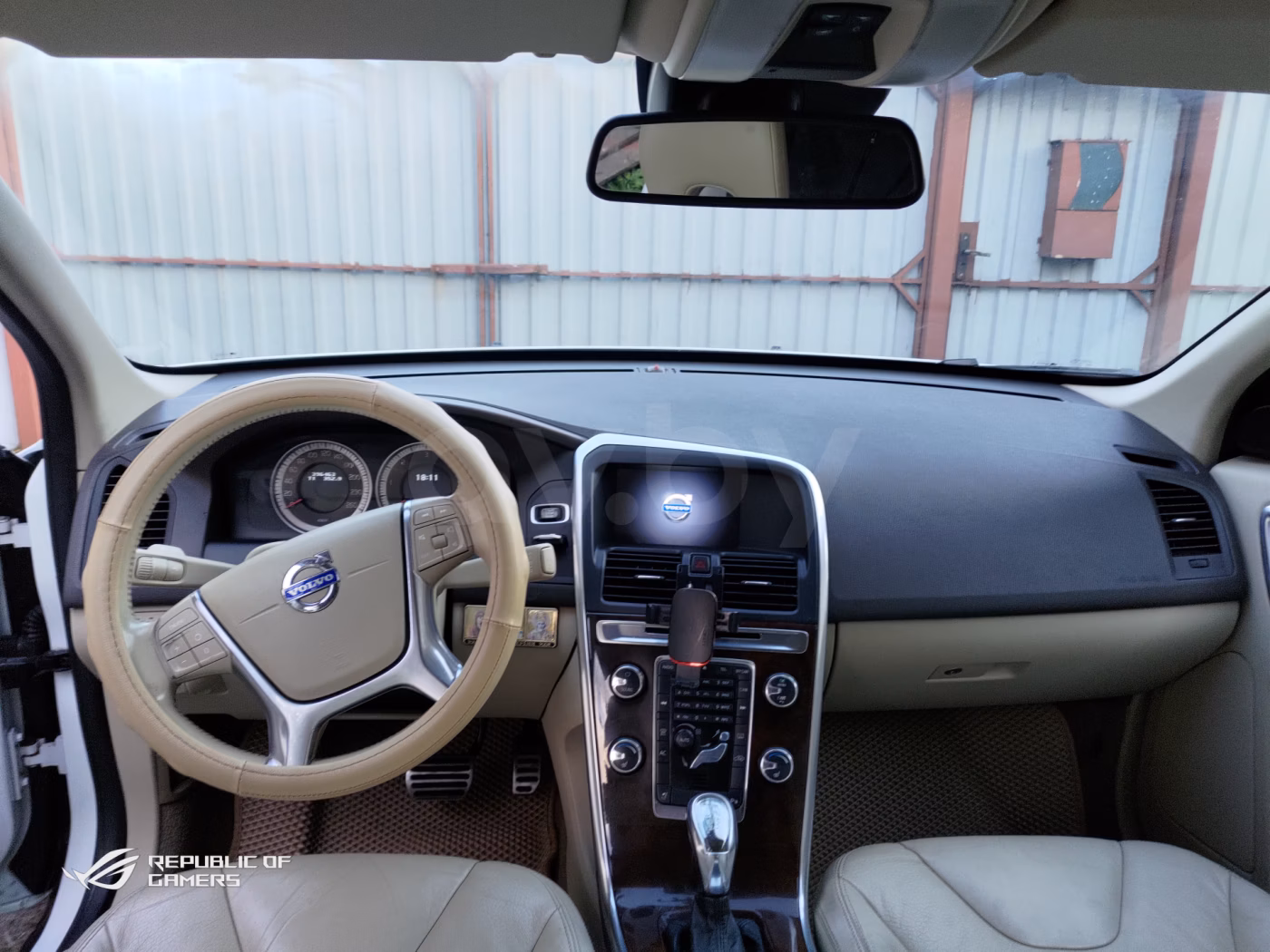 Volvo XC60 фото 8