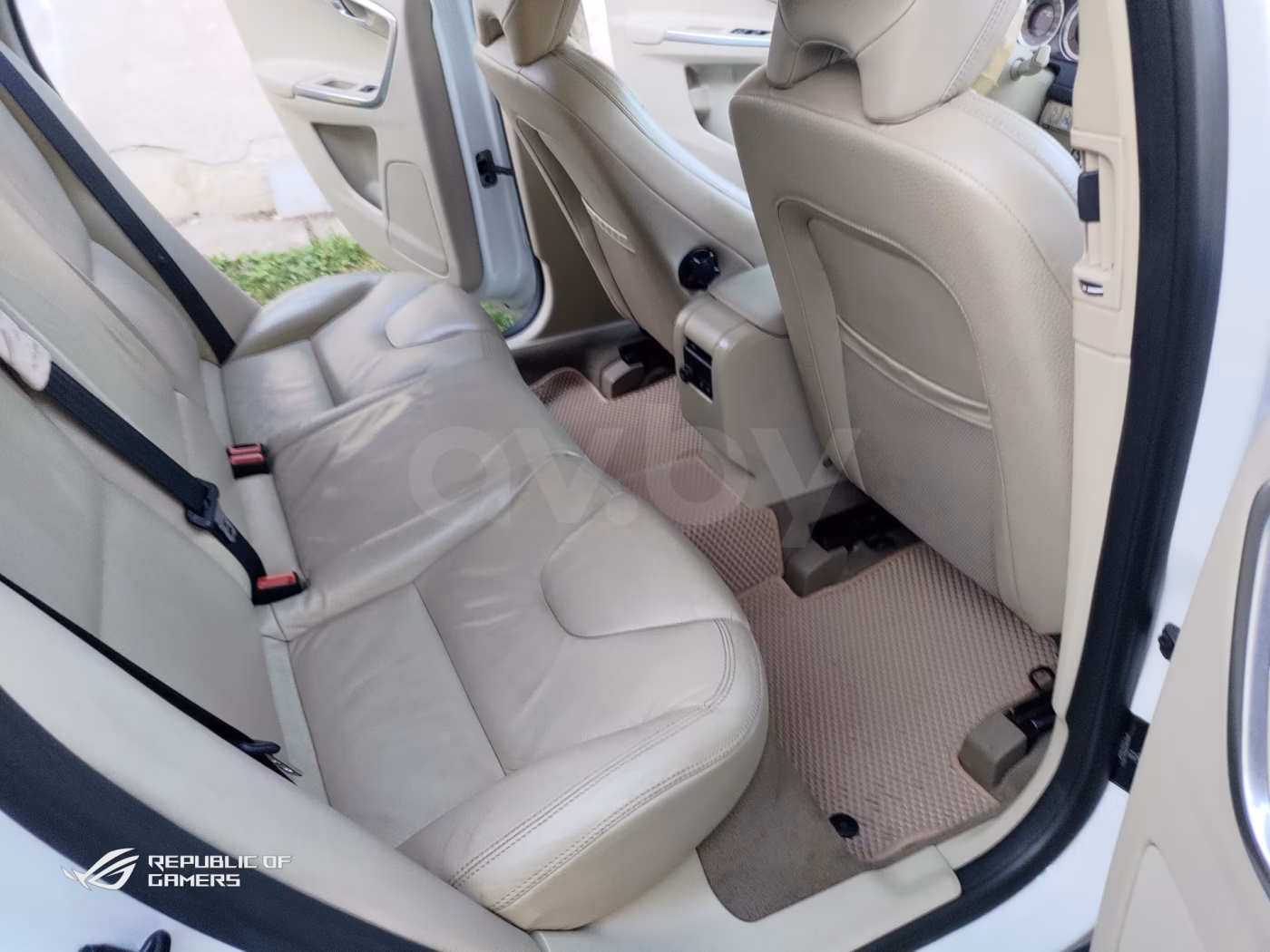 Volvo XC60 фото 9