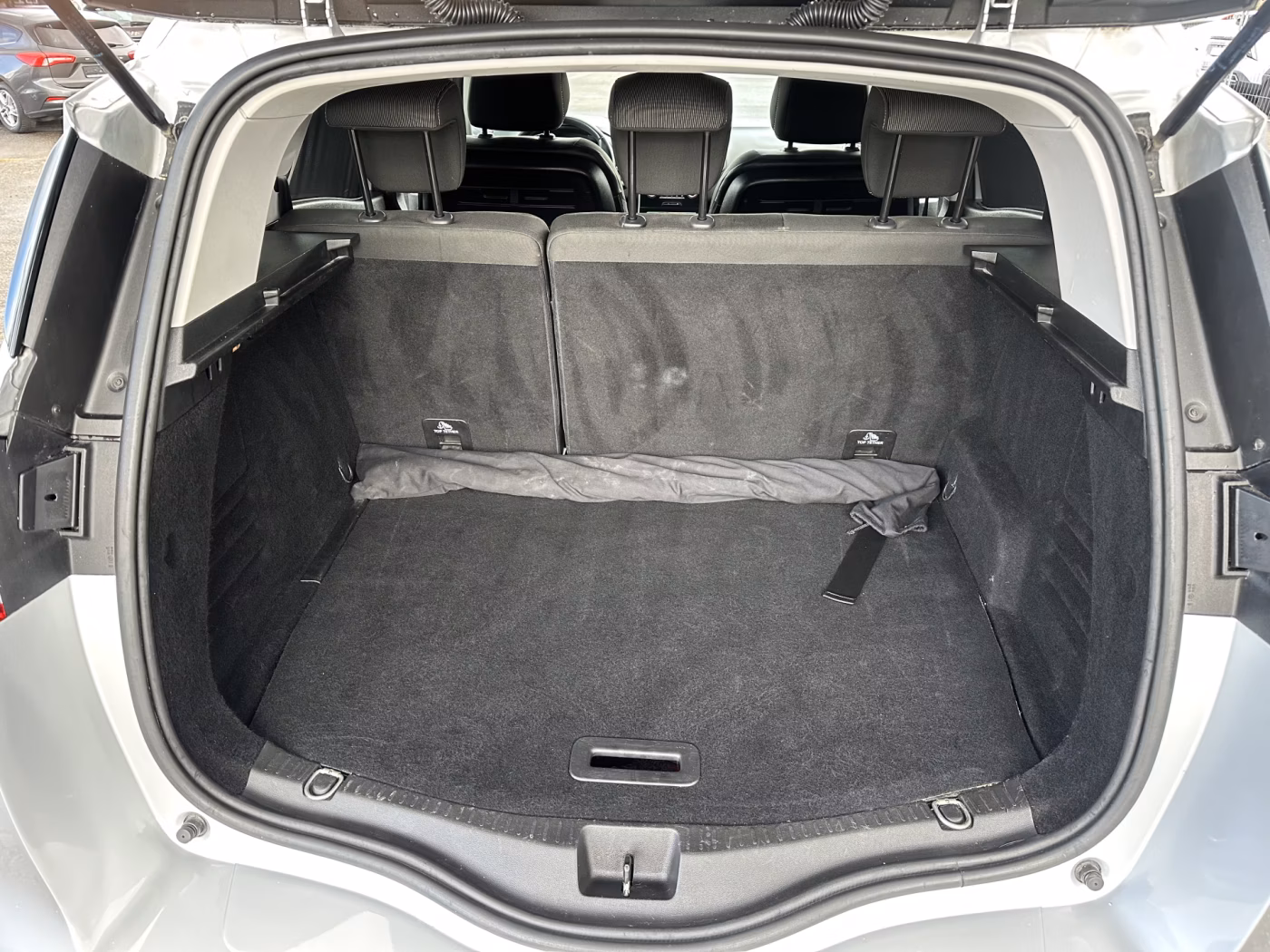 Renault Scenic фото 10