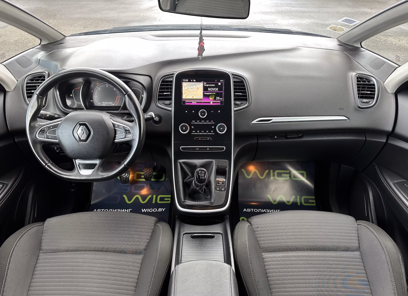 Renault Scenic фото 13