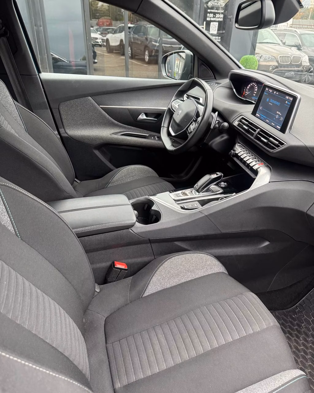 Peugeot 3008 фото 13