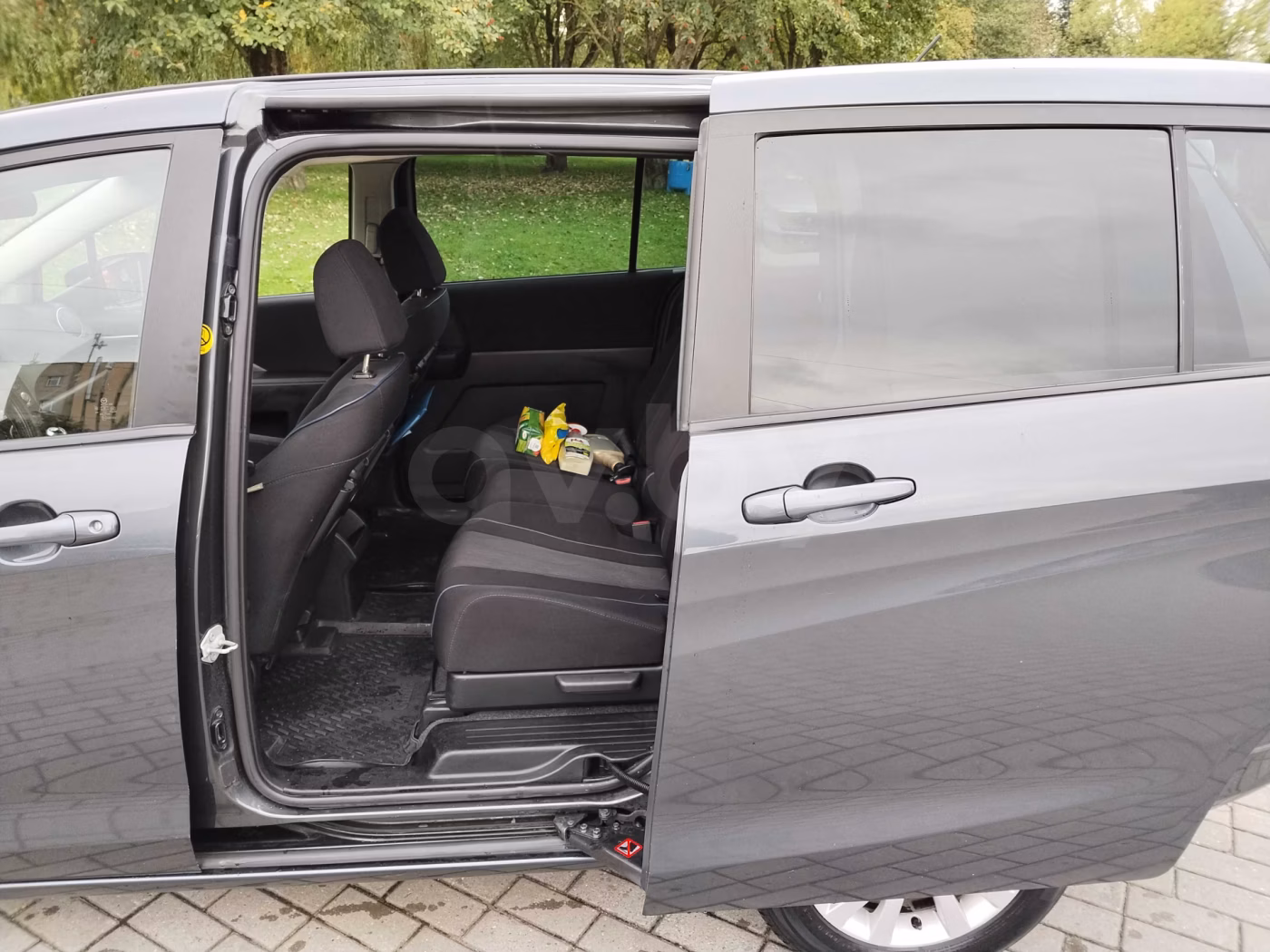 Mazda 5 фото 3
