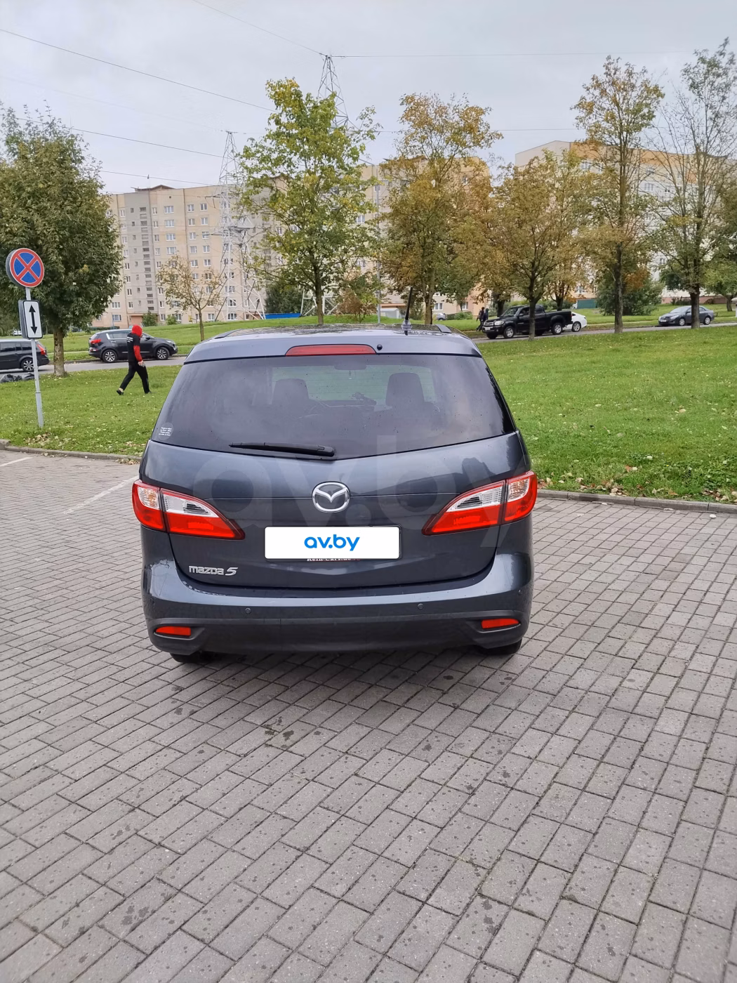 Mazda 5 фото 5