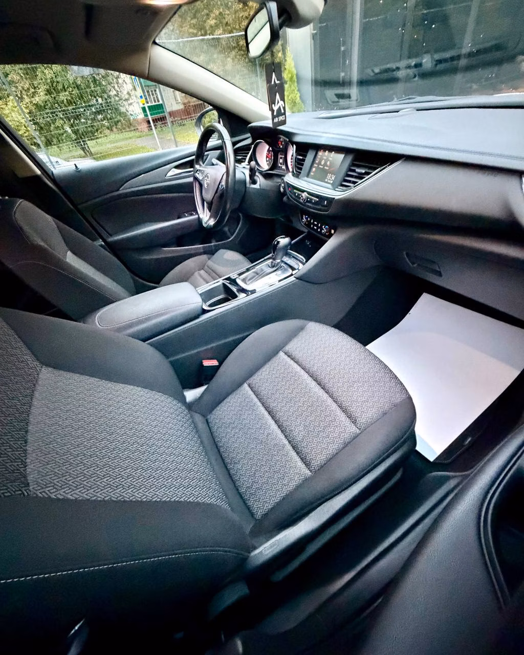 Opel Insignia фото 14