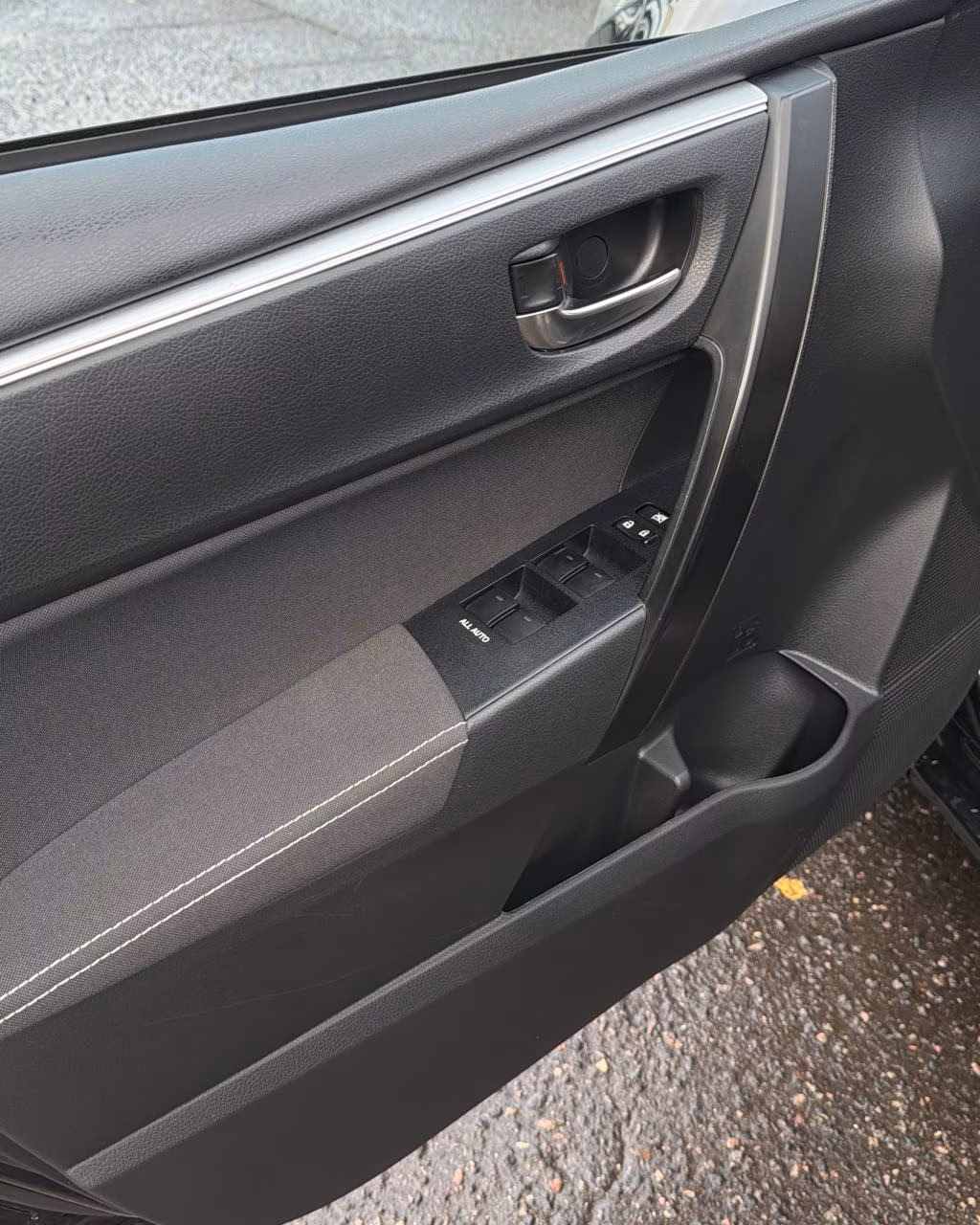 Toyota Corolla фото 9