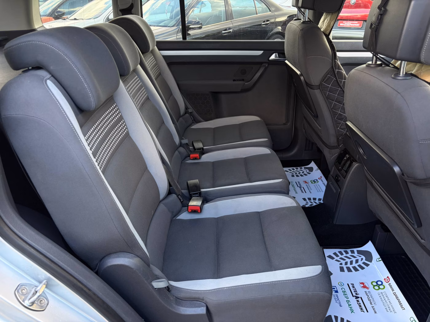Volkswagen Touran фото 18