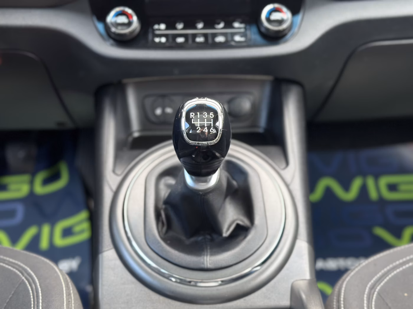 Kia Sportage фото 15
