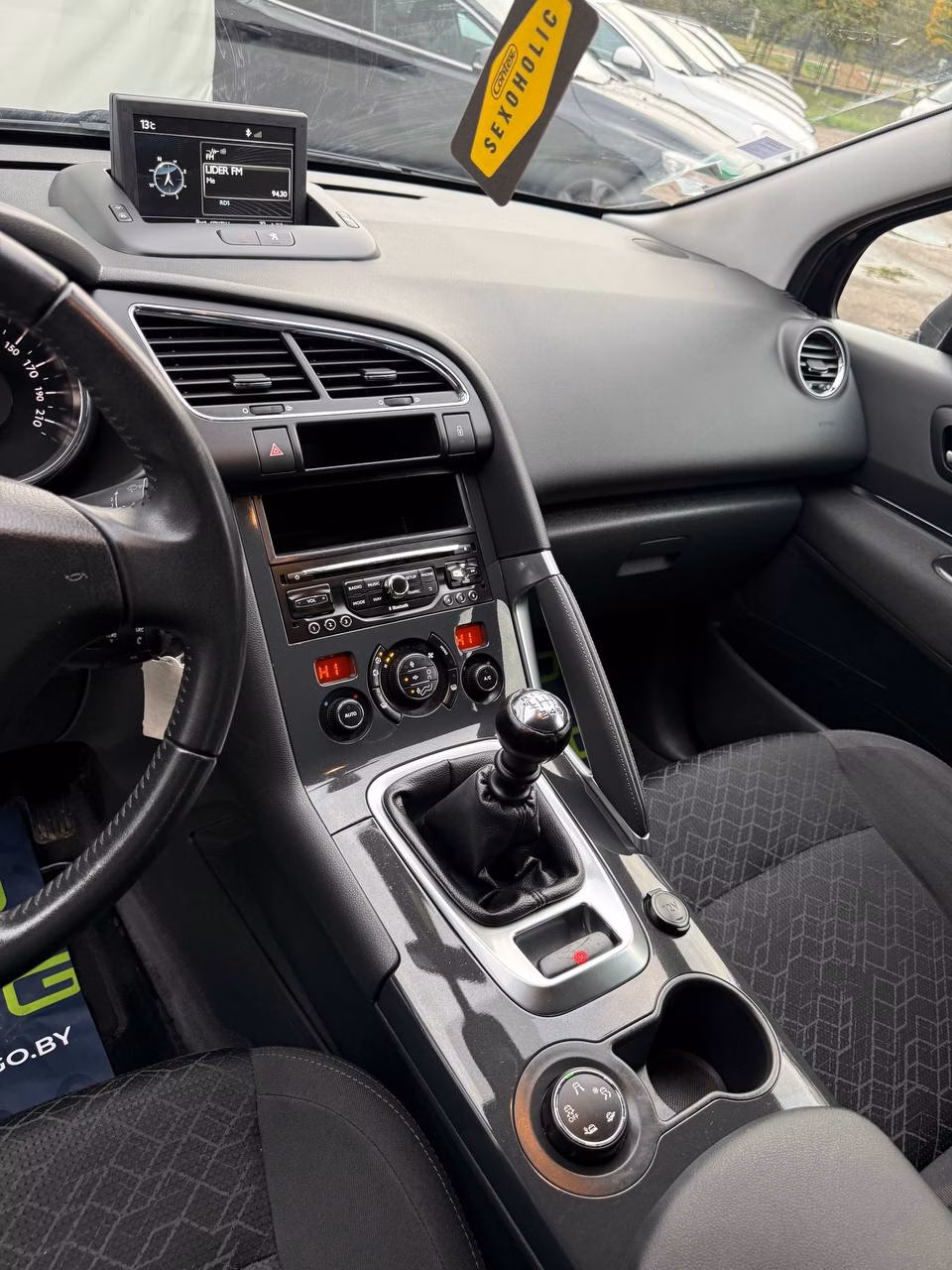 Peugeot 3008 фото 11