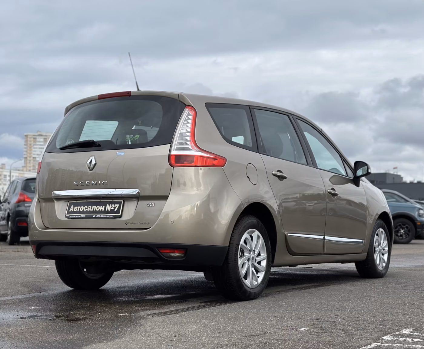 Renault Grand Scenic фото 5