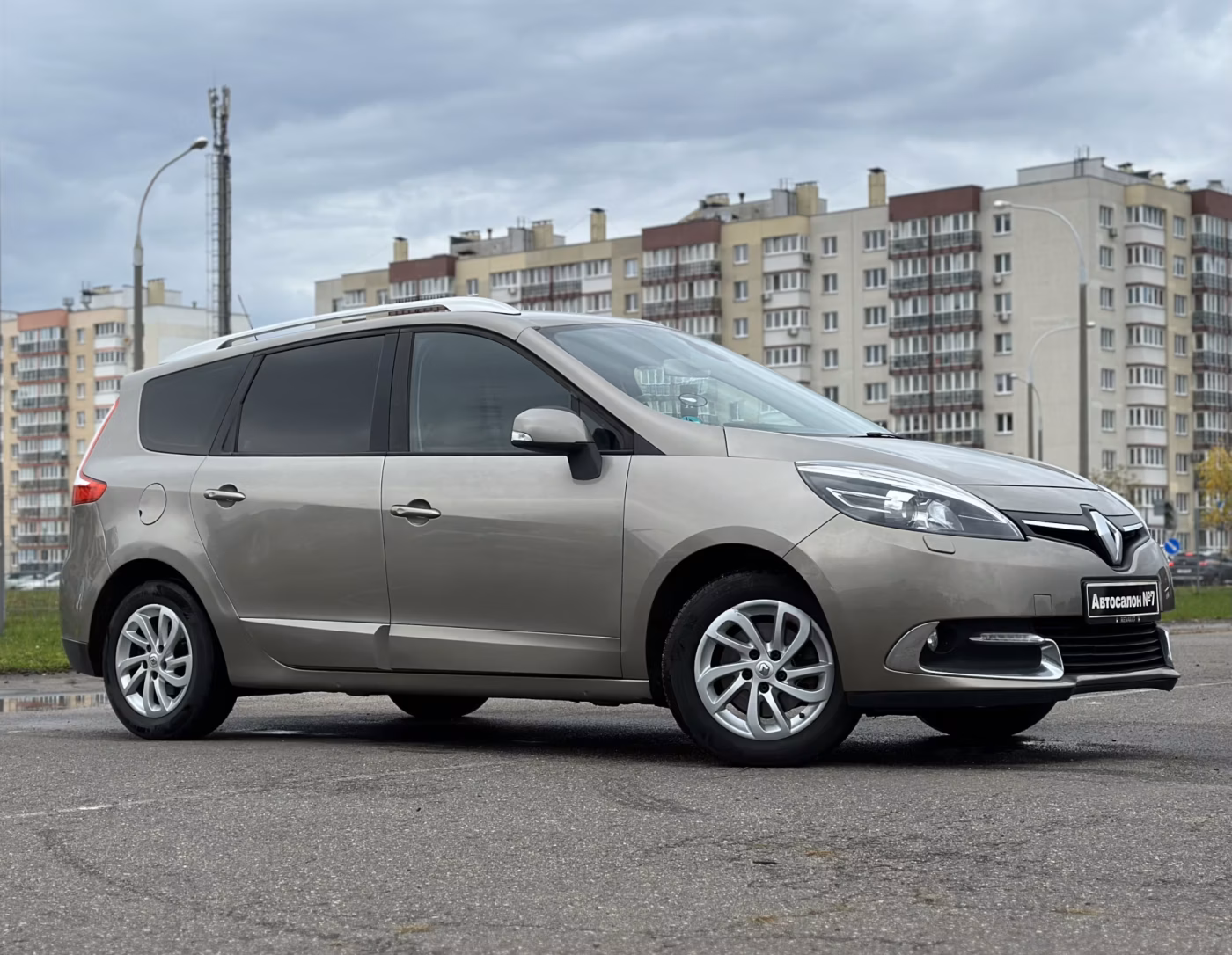 Renault Grand Scenic фото 4