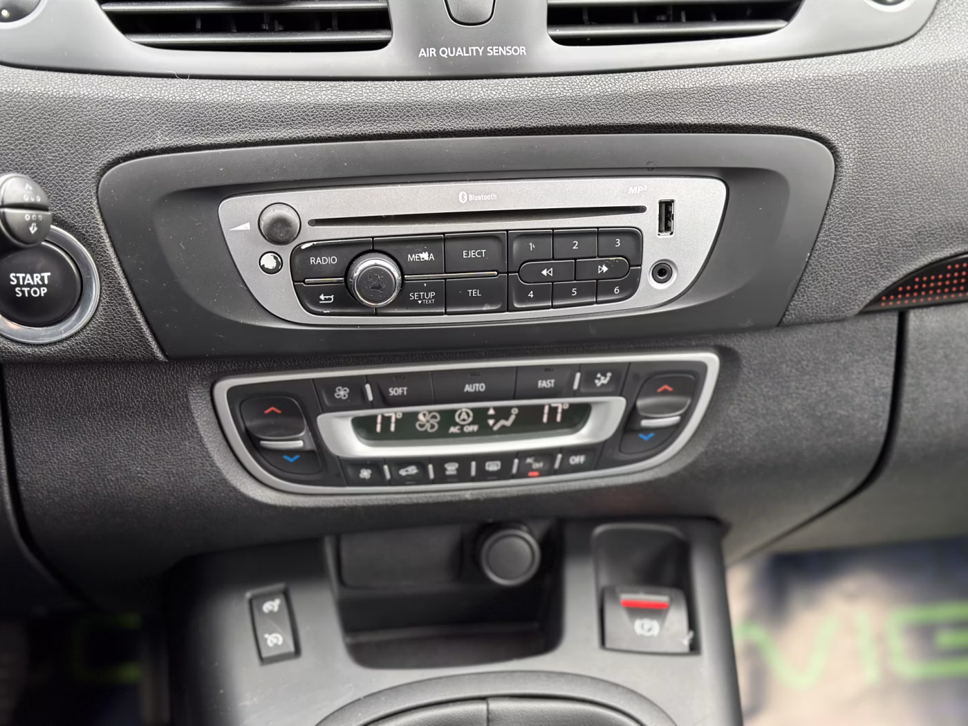 Renault Grand Scenic фото 16