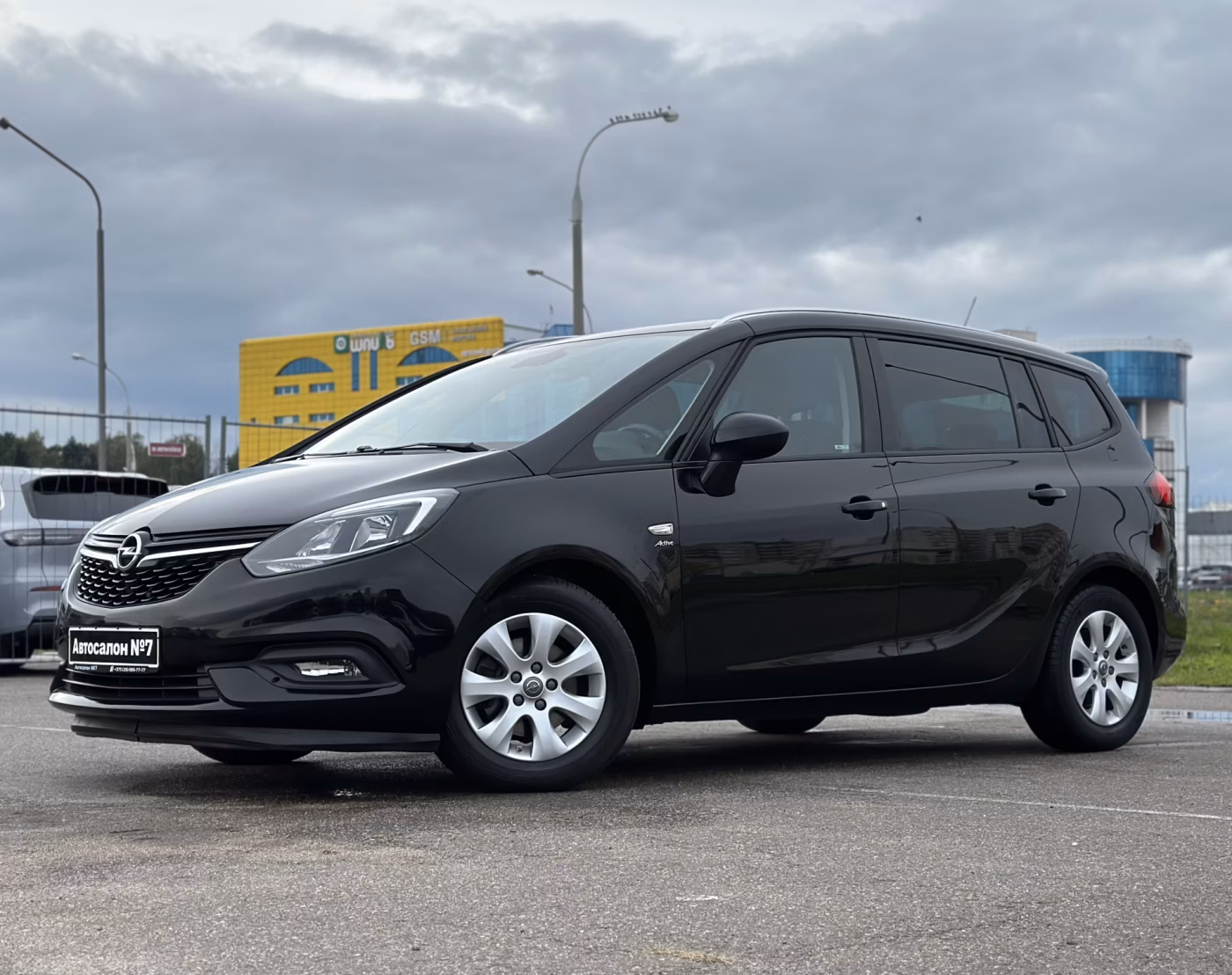 Opel Zafira фото 2