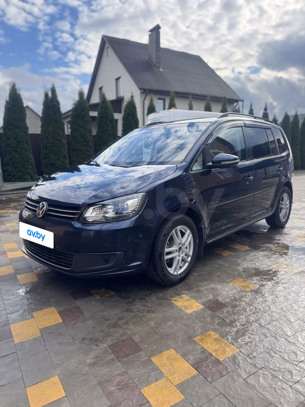 Volkswagen Touran фото 3