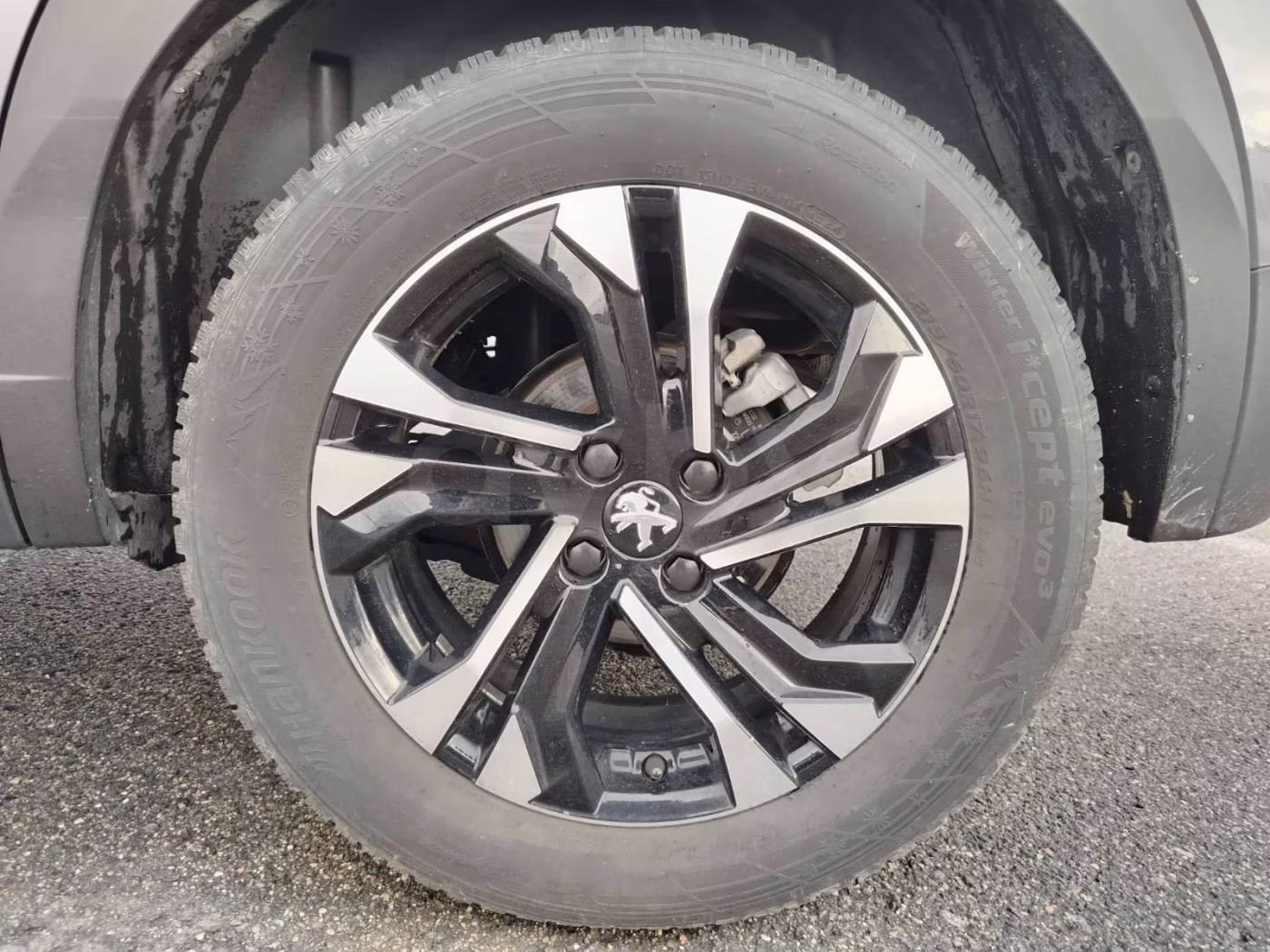 Peugeot 2008 фото 20