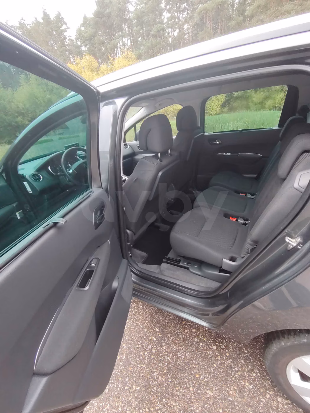Peugeot 5008 фото 8