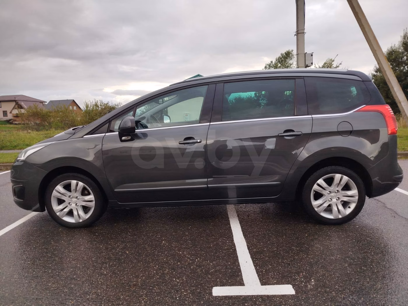 Peugeot 5008 фото 10