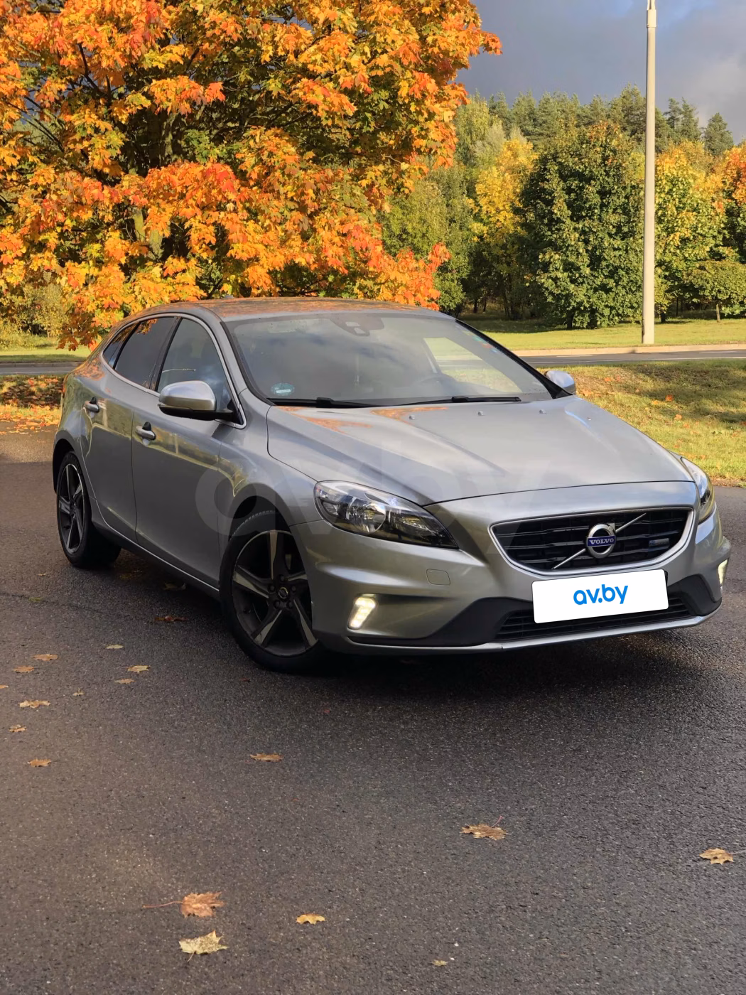 Volvo V40 фото 3