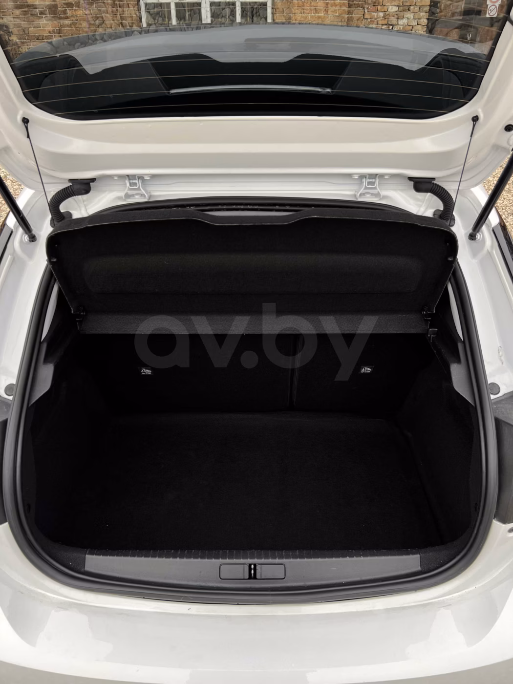 Opel Corsa фото 9