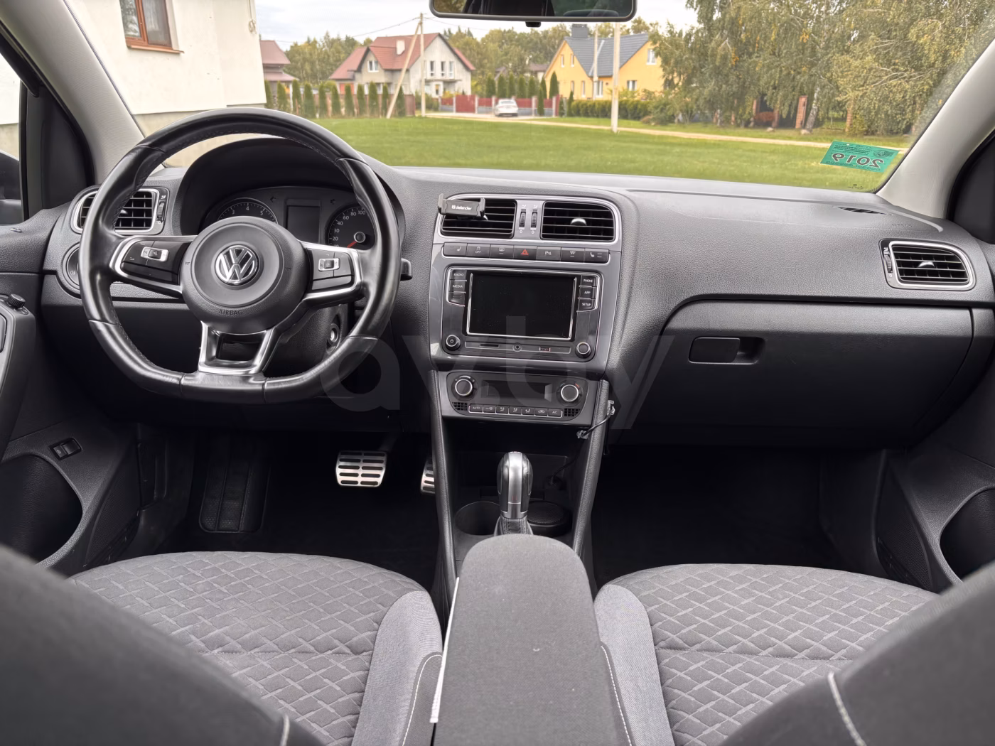 Volkswagen Polo фото 5