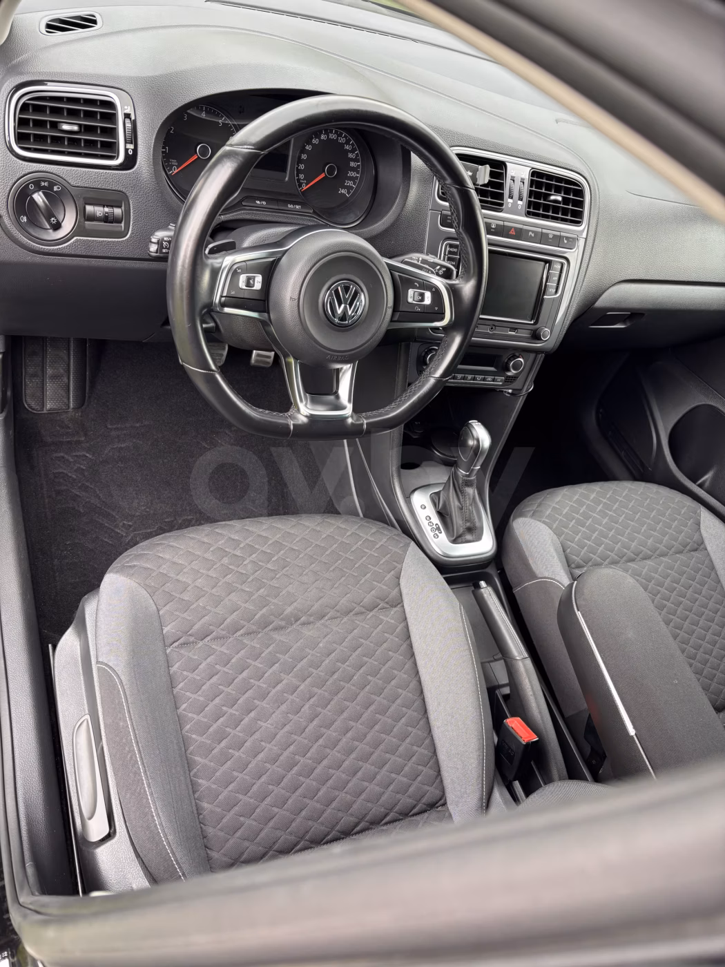 Volkswagen Polo фото 7