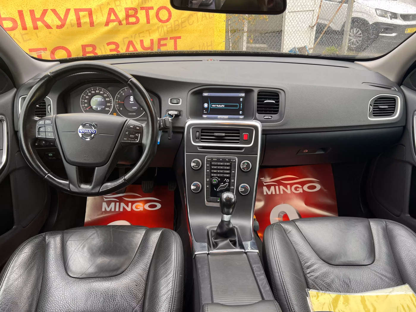 Volvo S60 фото 14
