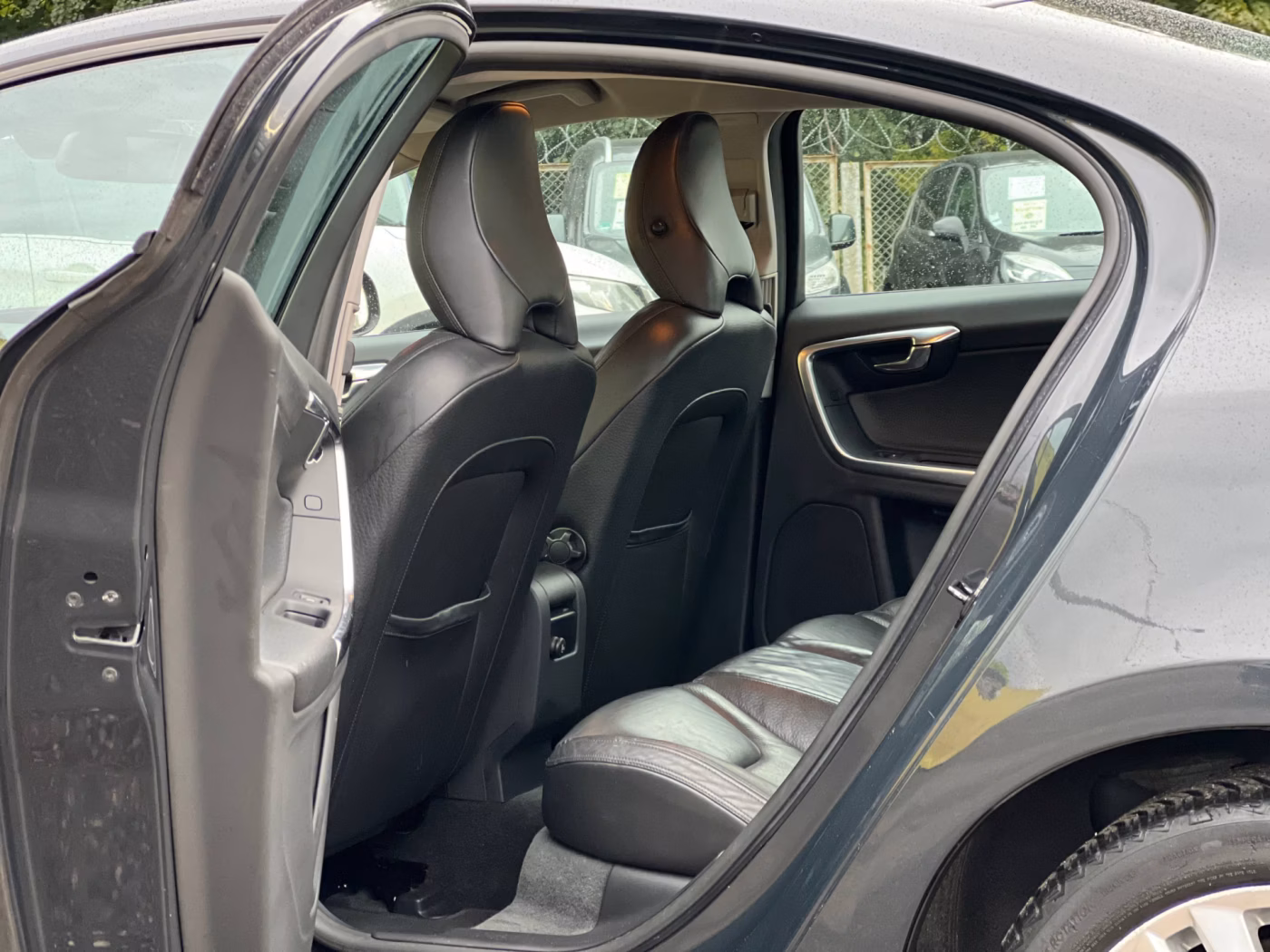 Volvo S60 фото 18