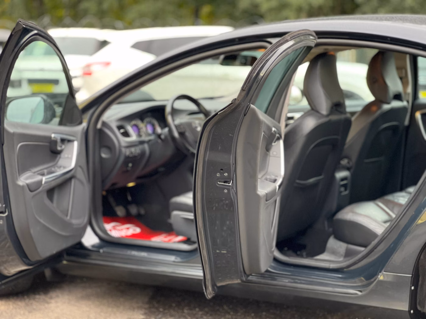 Volvo S60 фото 19