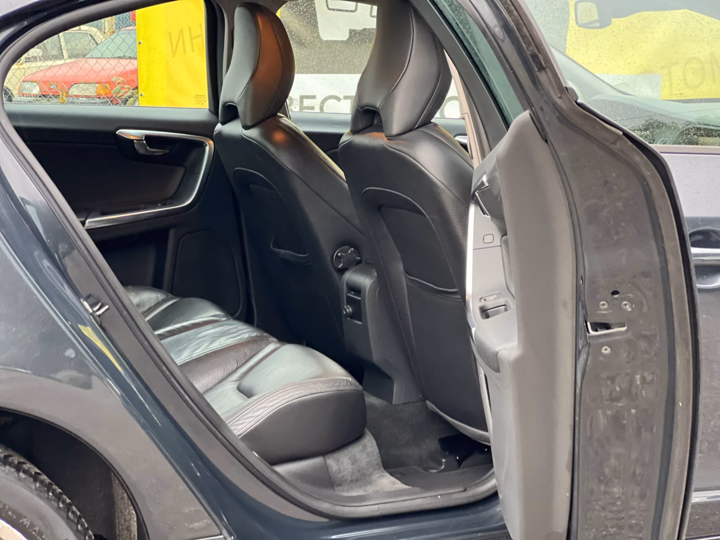 Volvo S60 фото 20