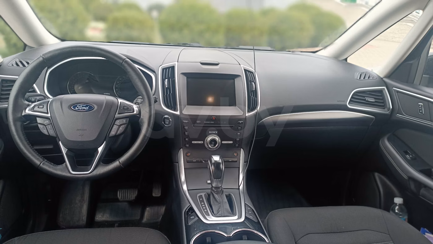 Ford Galaxy фото 7