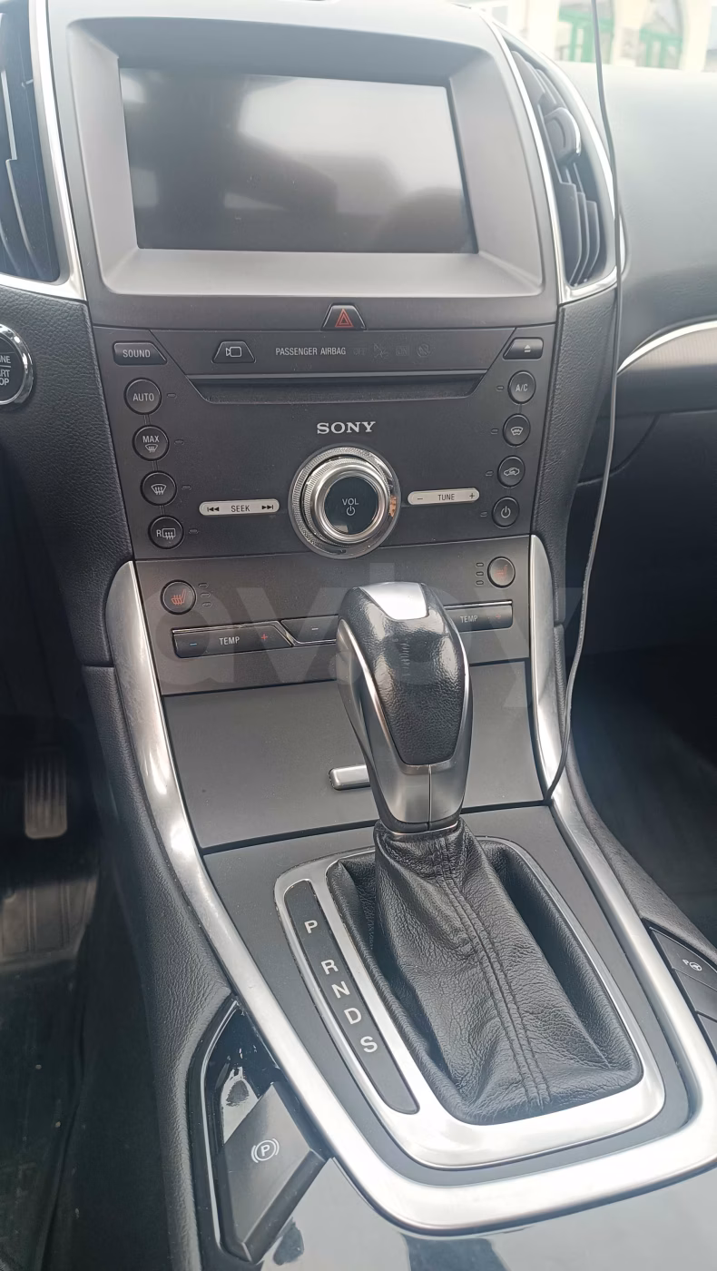 Ford Galaxy фото 9