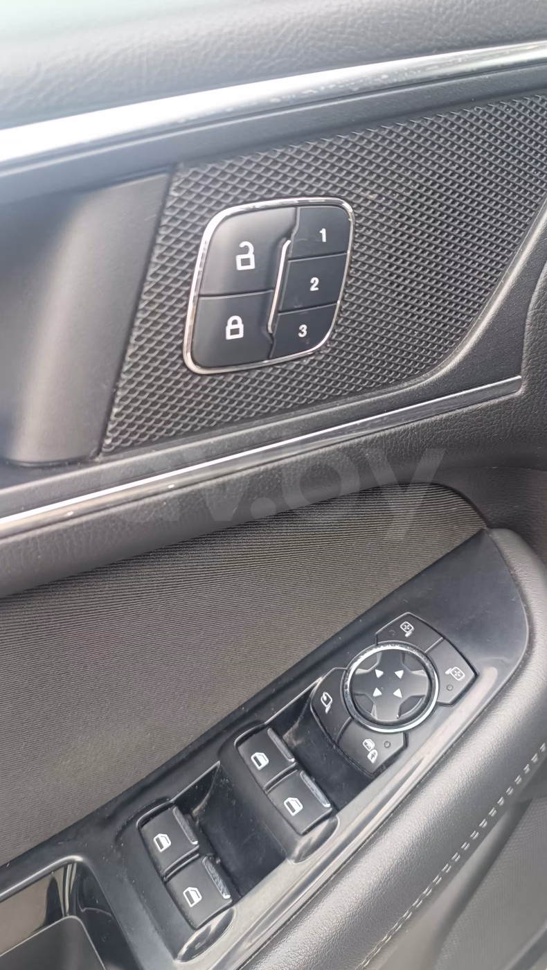 Ford Galaxy фото 15