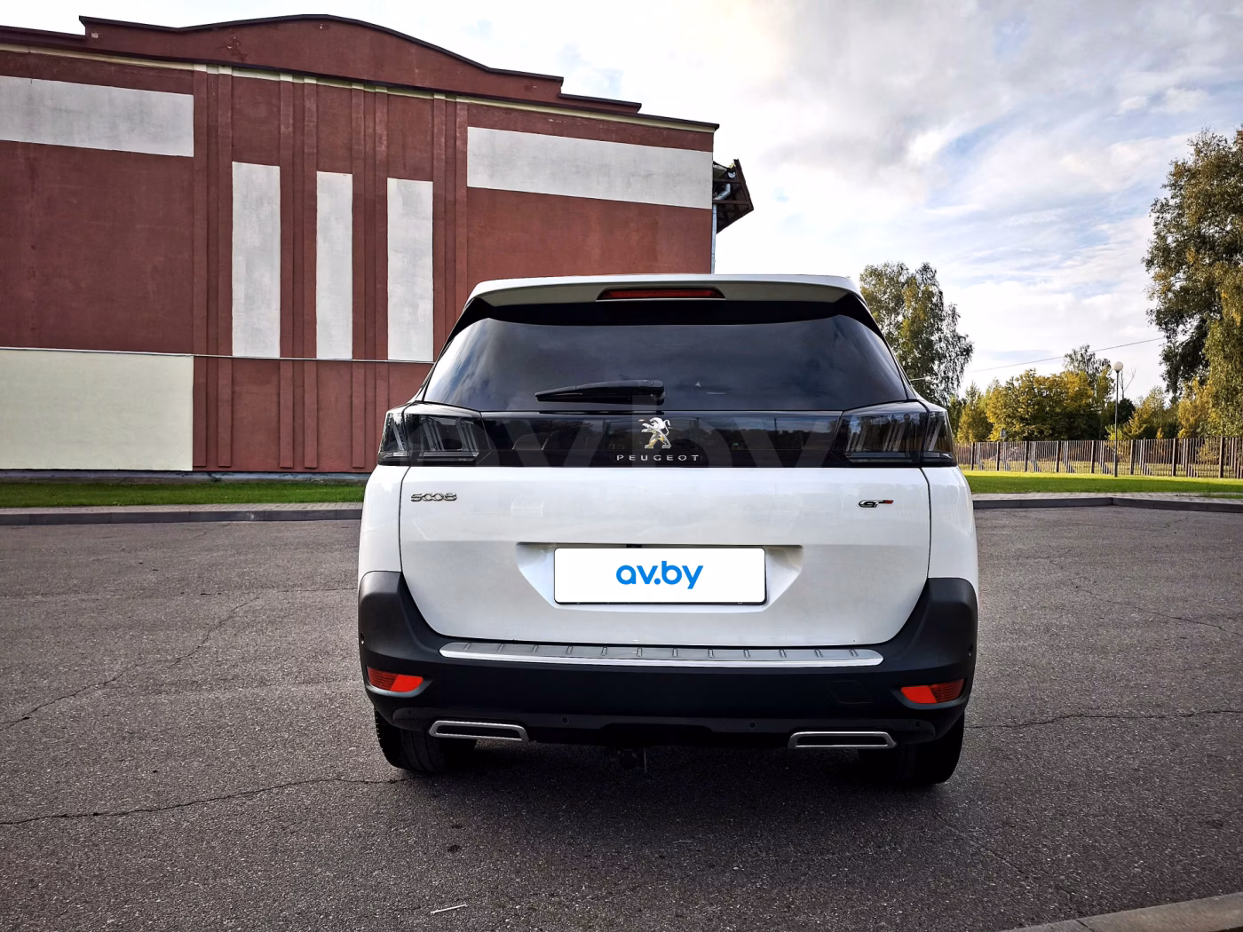 Peugeot 5008 фото 6
