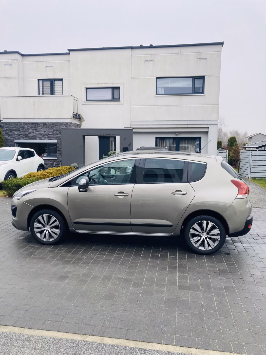Peugeot 3008 фото 8