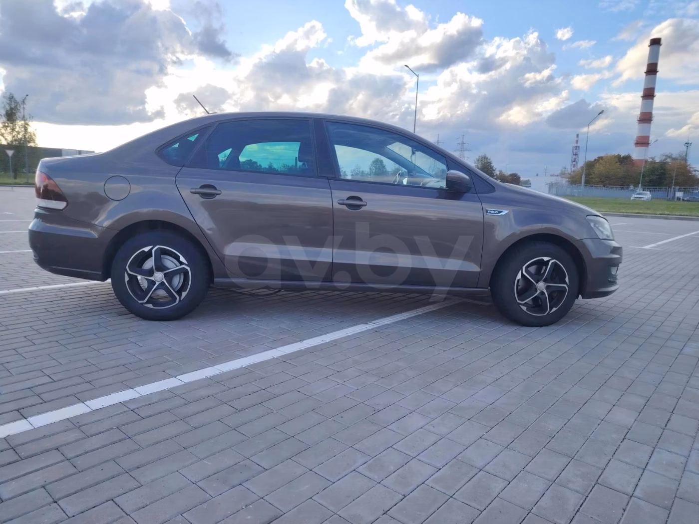 Volkswagen Polo Sedan фото 8