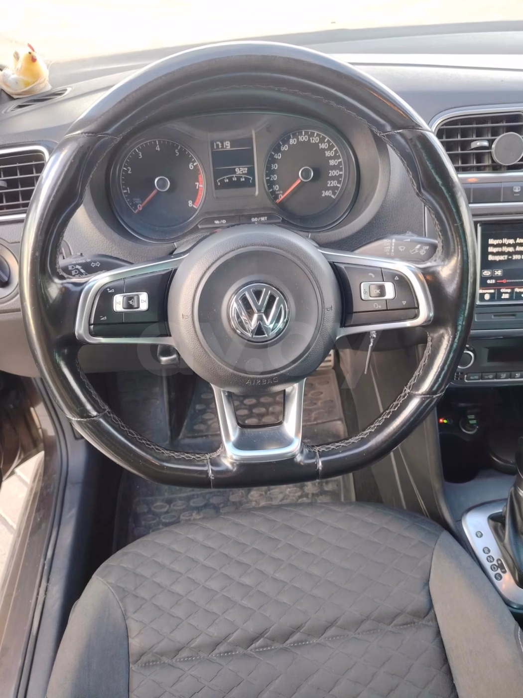 Volkswagen Polo Sedan фото 9