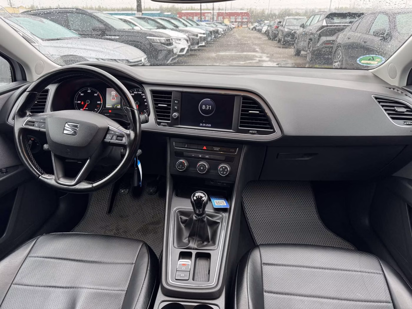 SEAT Leon фото 12
