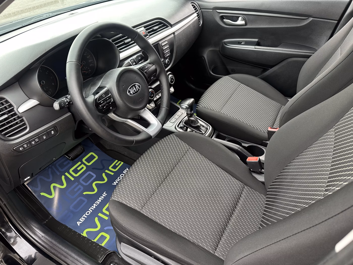 Kia Rio фото 8