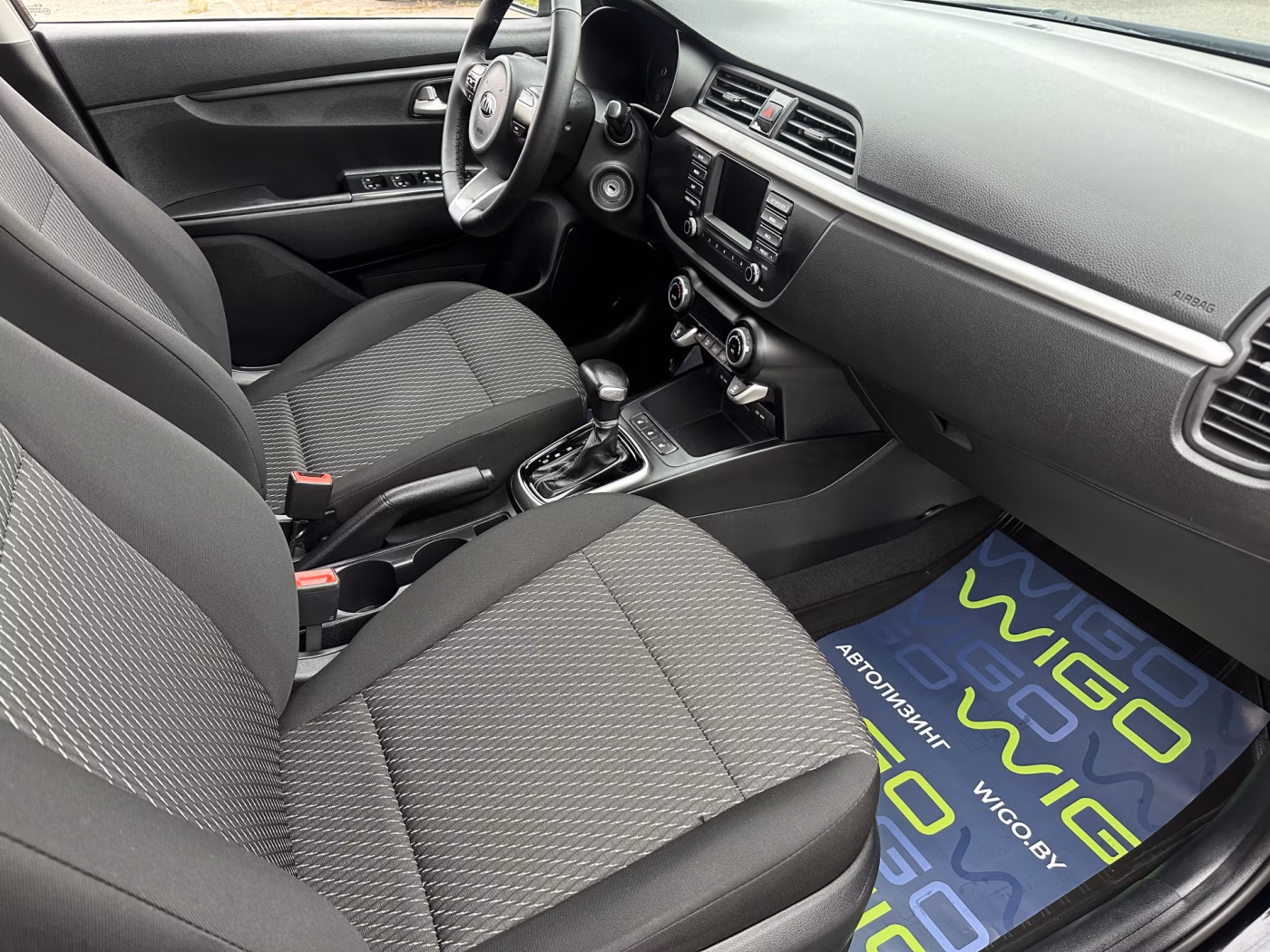 Kia Rio фото 12