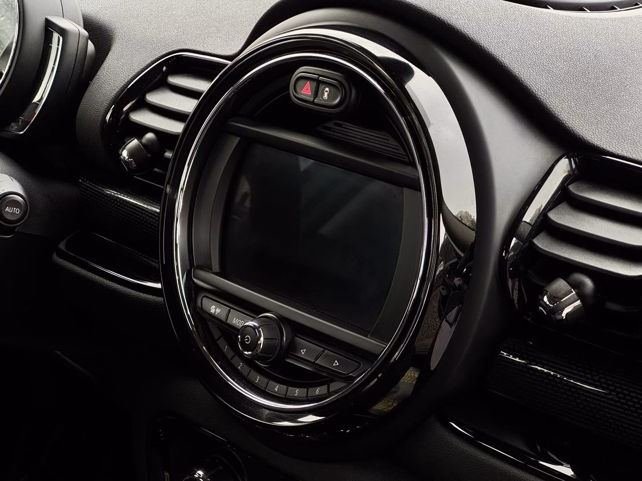 MINI Clubman фото 20